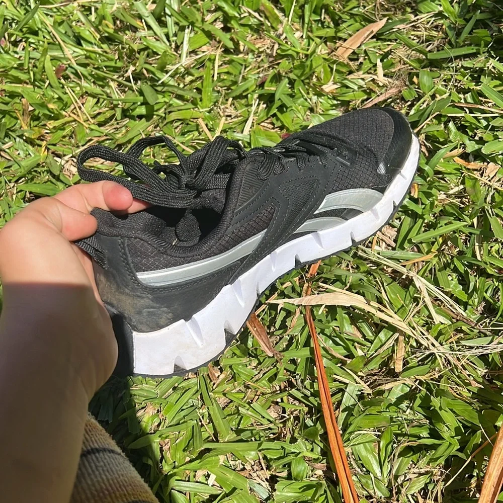 Reebok Sneakers black and white